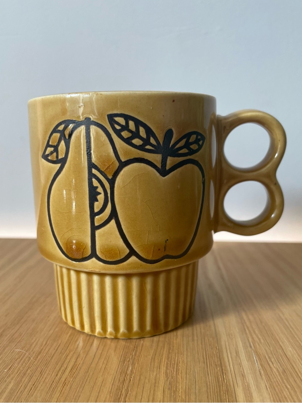 Vintage MCM Gold-Brown Ceramic Apple Pear Fruit Stackable Coffee Mug Japan